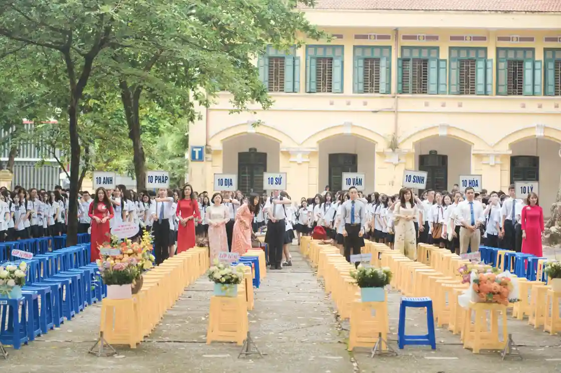 Bế Giảng